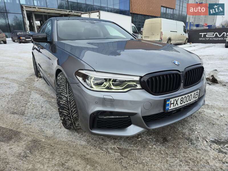 Седан BMW 5 Series 2017 в Хмельницком
