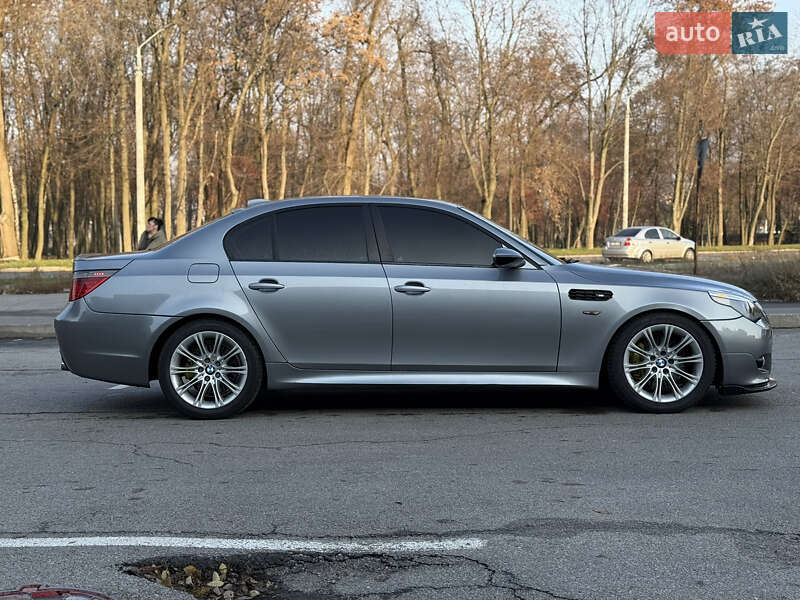 Седан BMW 5 Series 2005 в Кременчуге