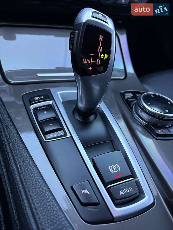 Седан BMW 5 Series 2014 в Ужгороде