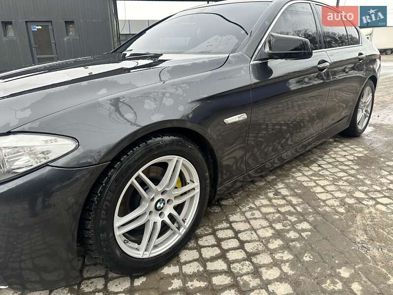 Седан BMW 5 Series 2012 в Львове