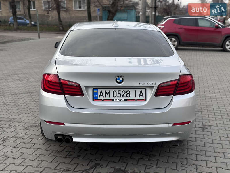 Седан BMW 5 Series 2011 в Радомышле