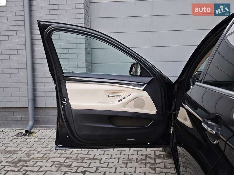 Седан BMW 5 Series 2016 в Луцке