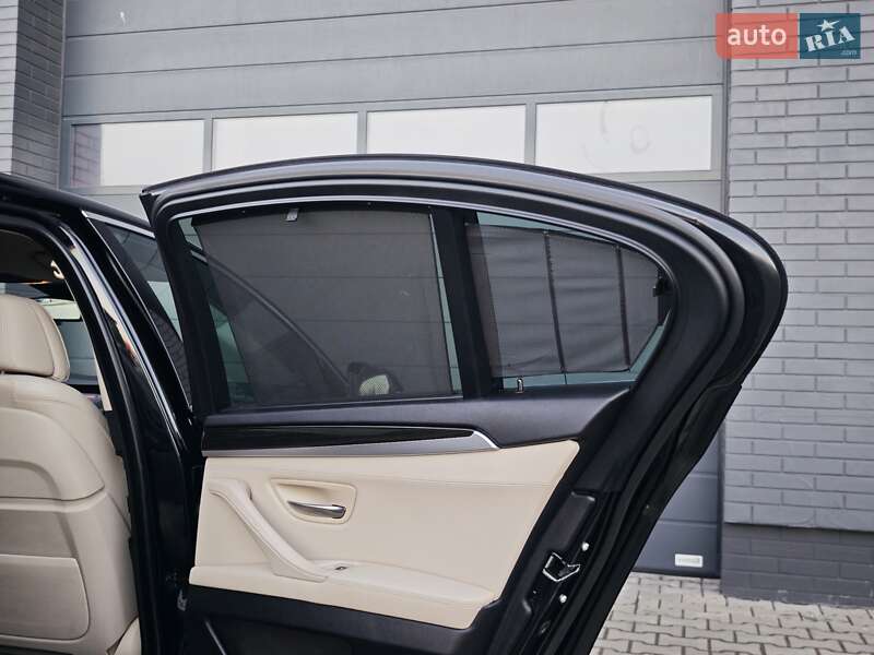 Седан BMW 5 Series 2016 в Луцке