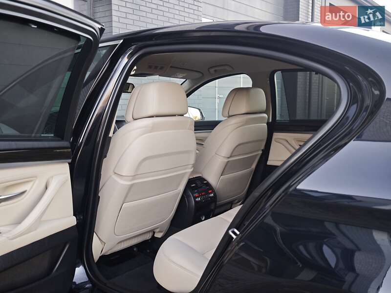Седан BMW 5 Series 2016 в Луцке