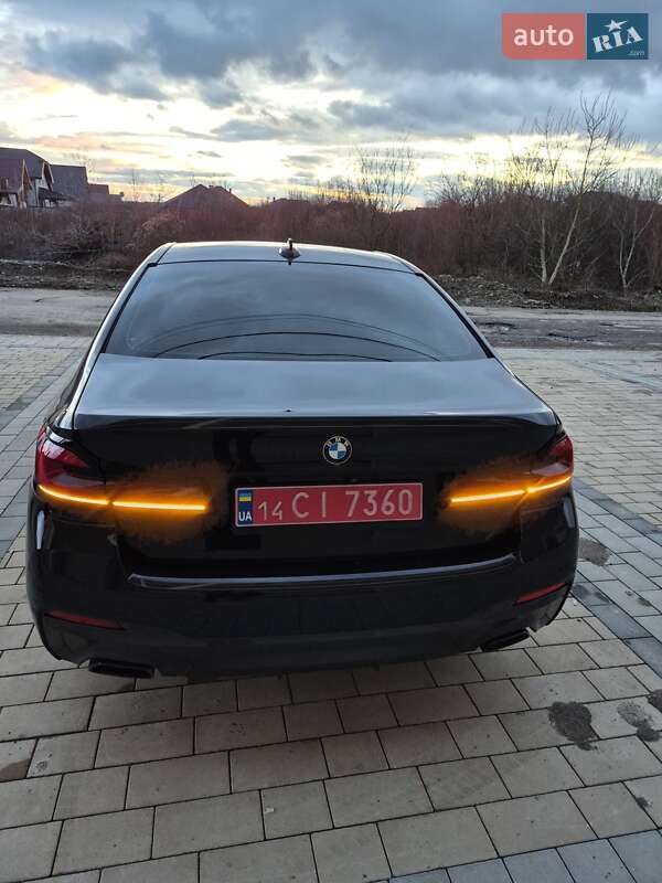 Седан BMW 5 Series 2020 в Ужгороде