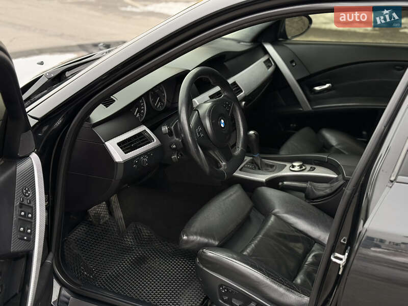 Седан BMW 5 Series 2003 в Киеве