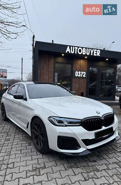 Седан BMW 5 Series 2017 в Черновцах