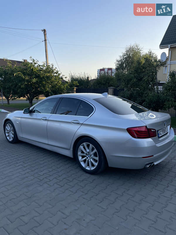 Седан BMW 5 Series 2010 в Луцке