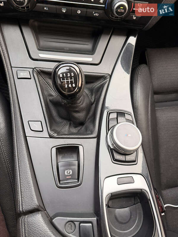 Седан BMW 5 Series 2010 в Киеве