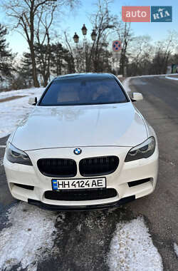 Седан BMW 5 Series 2011 в Одессе