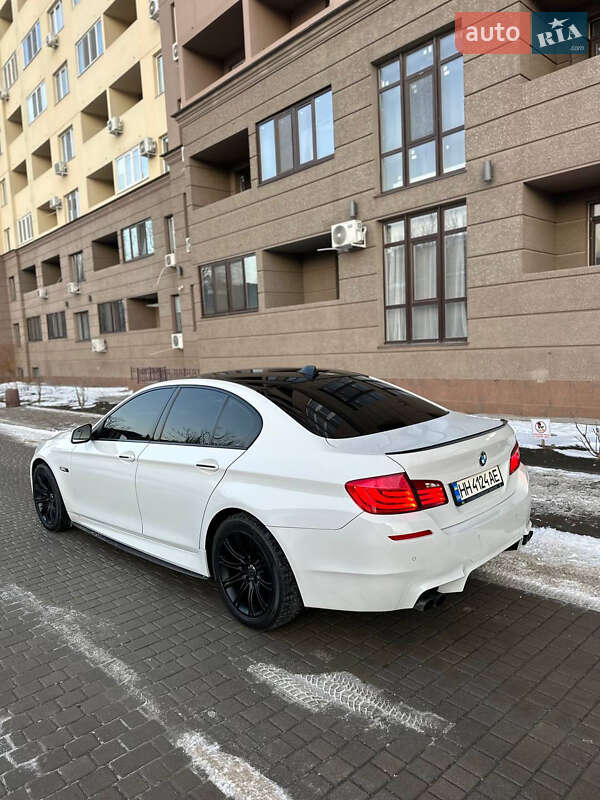 Седан BMW 5 Series 2011 в Одессе