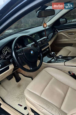 Седан BMW 5 Series 2013 в Львові