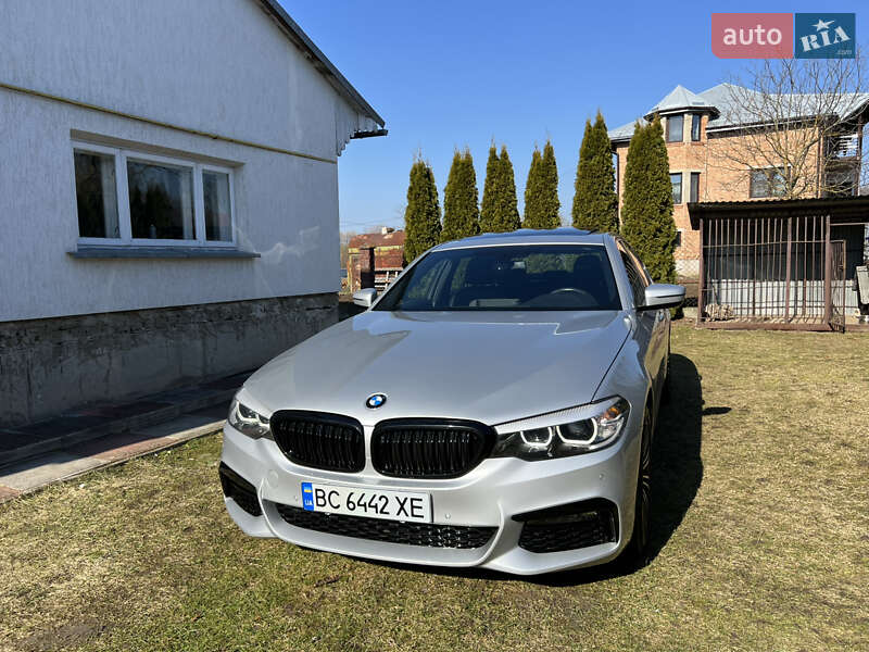 Седан BMW 5 Series 2017 в Львове