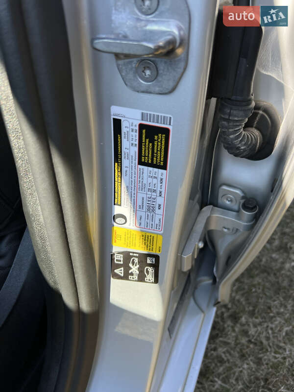 Седан BMW 5 Series 2017 в Львове