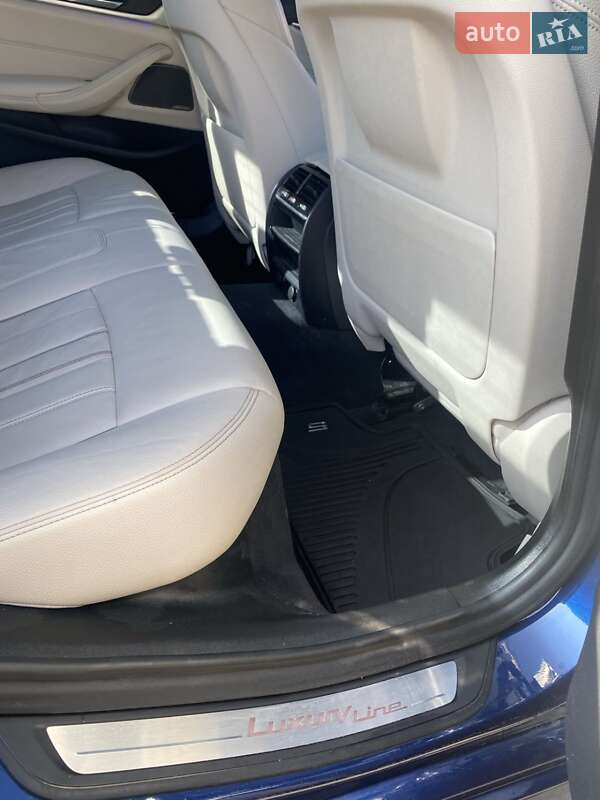 Седан BMW 5 Series 2019 в Біляївці