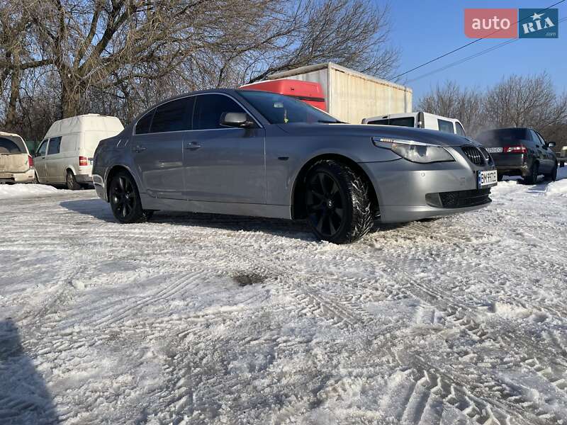 Седан BMW 5 Series 2006 в Сумах