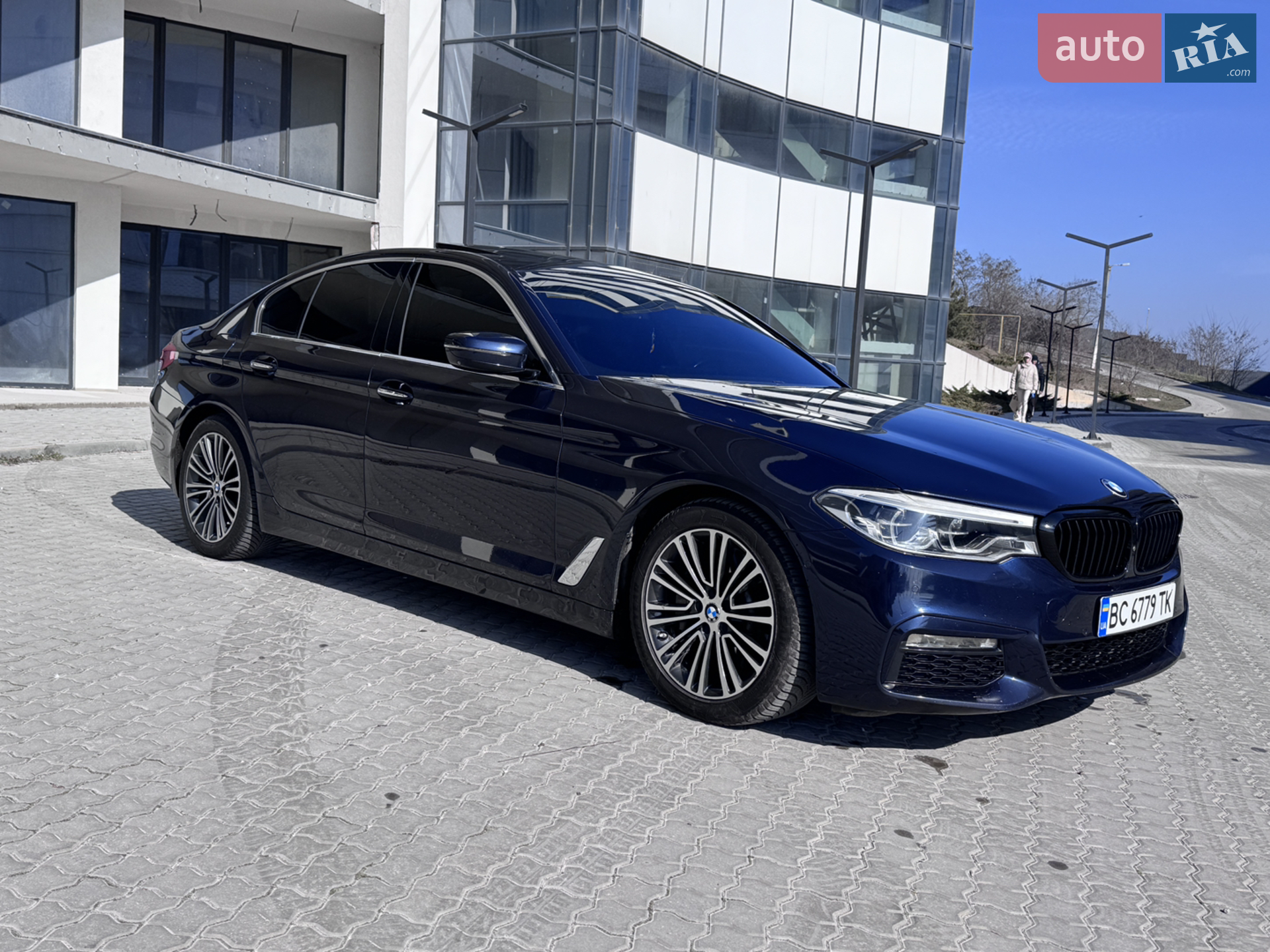 2017 BMW 5er - мініатюра 2