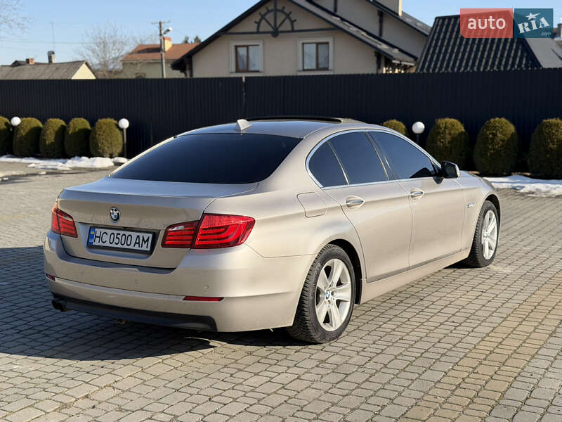 Седан BMW 5 Series 2011 в Львове