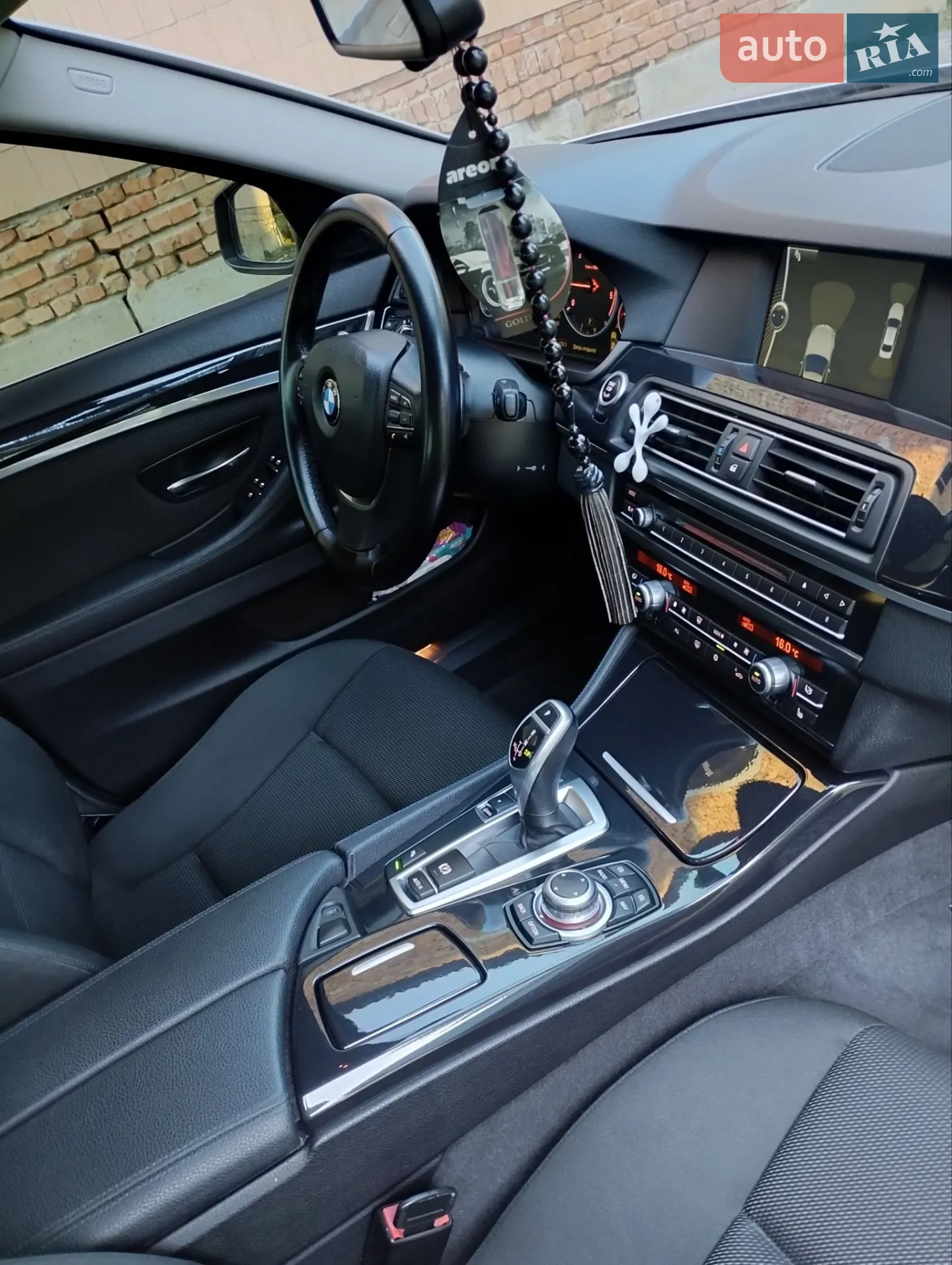 2010 BMW 5er - мініатюра 19