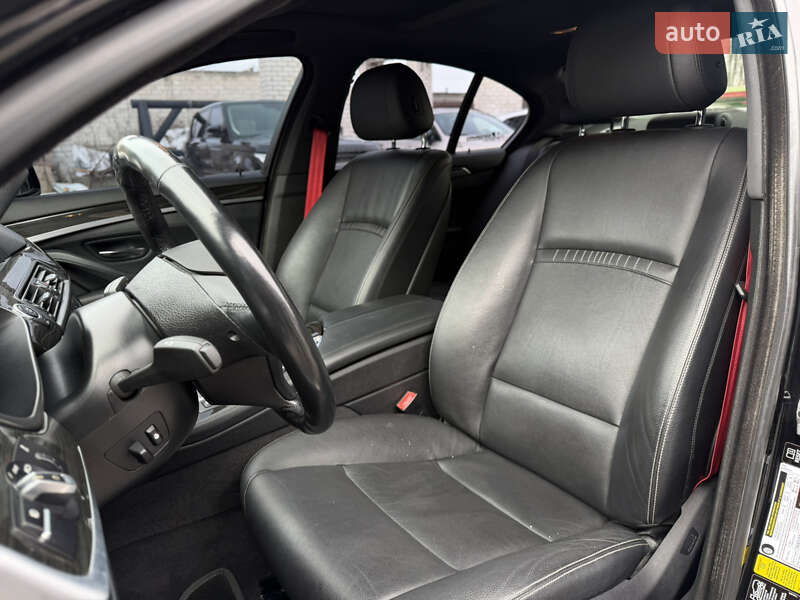 Седан BMW 5 Series 2013 в Житомире