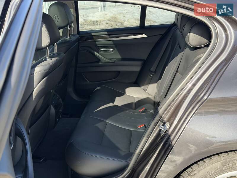 Седан BMW 5 Series 2016 в Житомире фото 40 Седан BMW 5 Series 2016 в Житомире