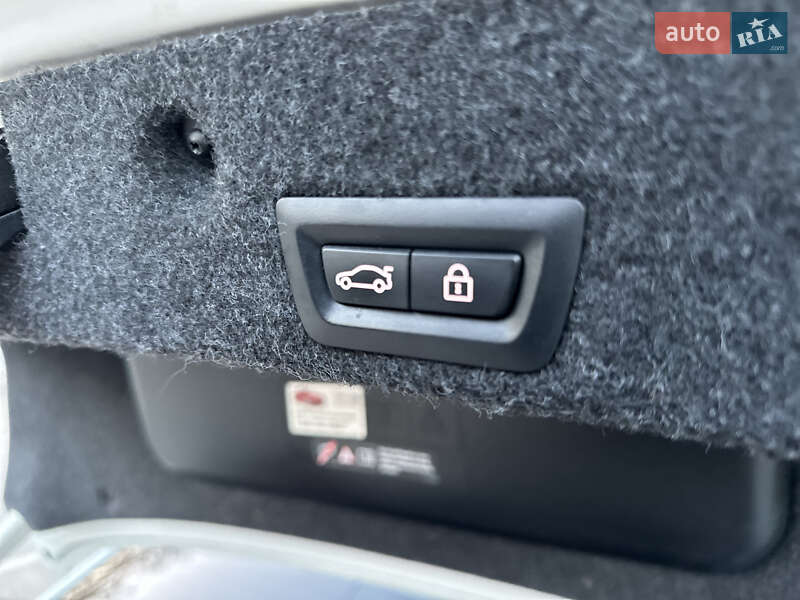 Седан BMW 5 Series 2013 в Днепре