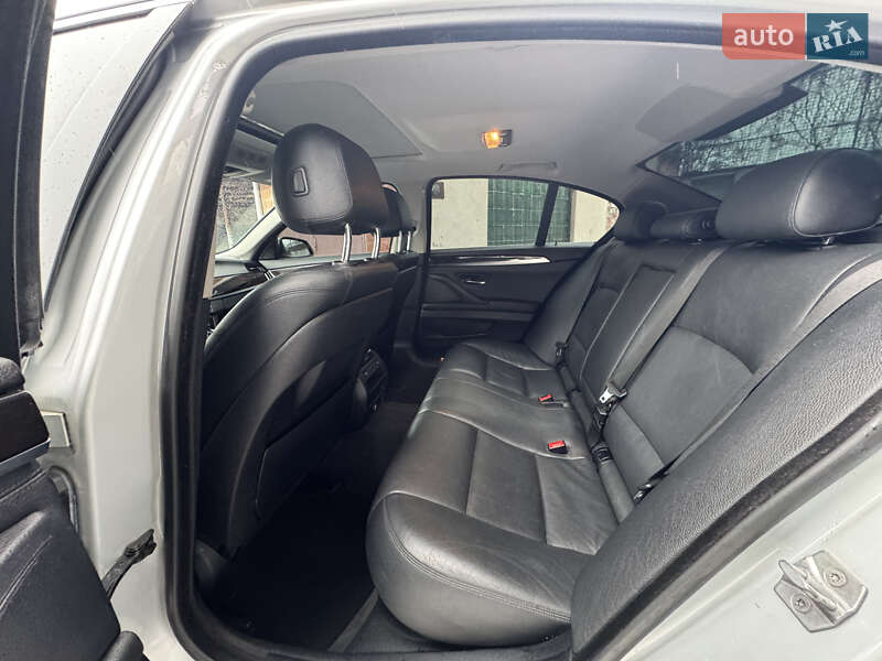 Седан BMW 5 Series 2014 в Ивано-Франковске