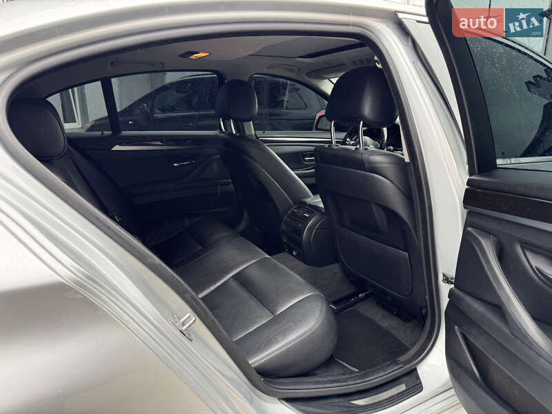 Седан BMW 5 Series 2014 в Ивано-Франковске