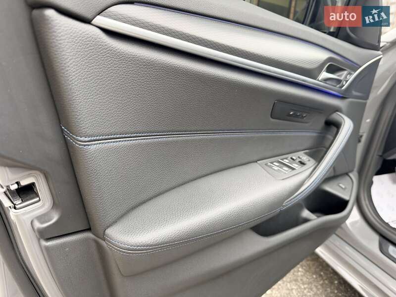 Седан BMW 5 Series 2022 в Киеве