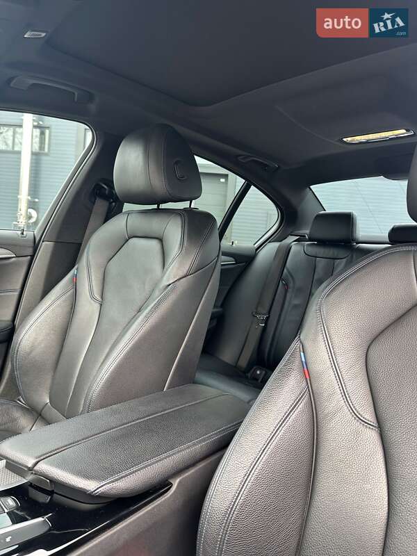 Седан BMW 5 Series 2017 в Коростене фото 40 Седан BMW 5 Series 2017 в Коростене