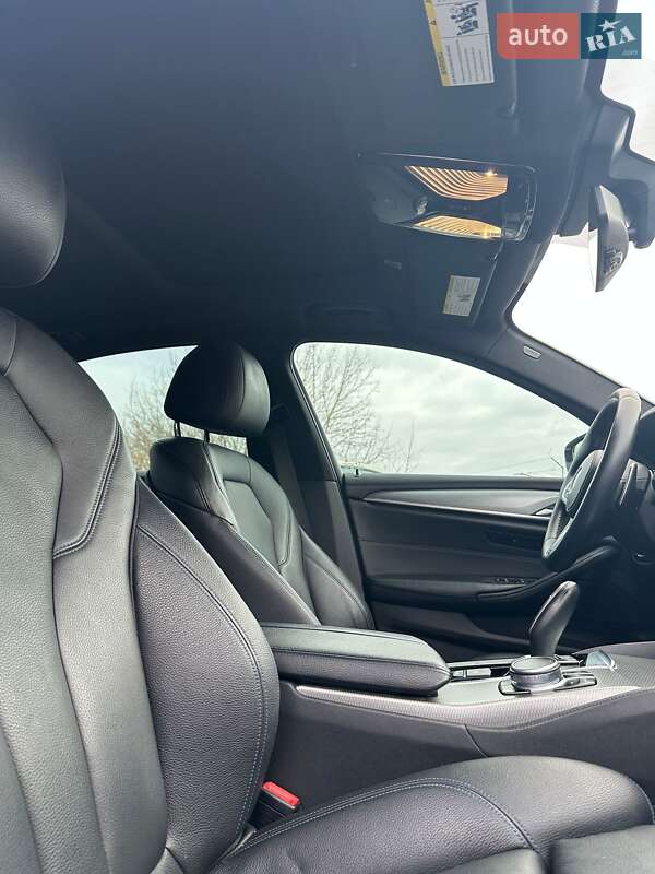 Седан BMW 5 Series 2017 в Коростене фото 44 Седан BMW 5 Series 2017 в Коростене