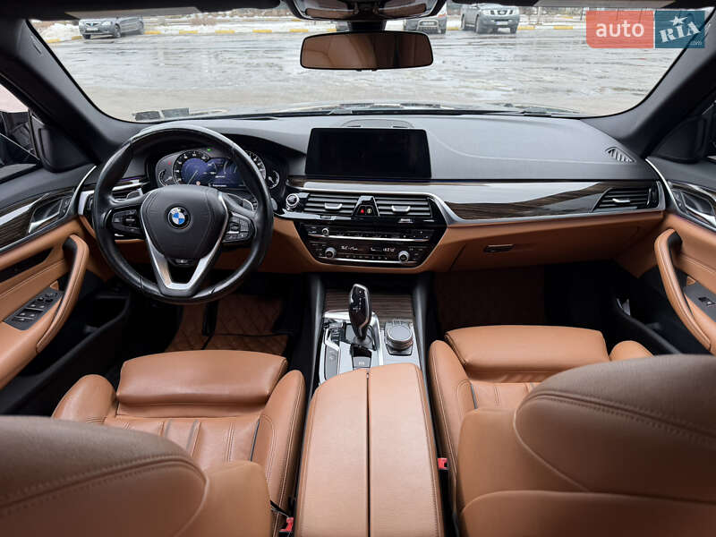 Седан BMW 5 Series 2018 в Киеве