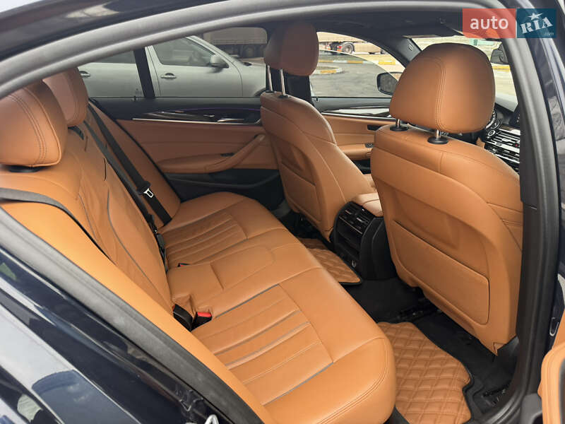 Седан BMW 5 Series 2018 в Киеве