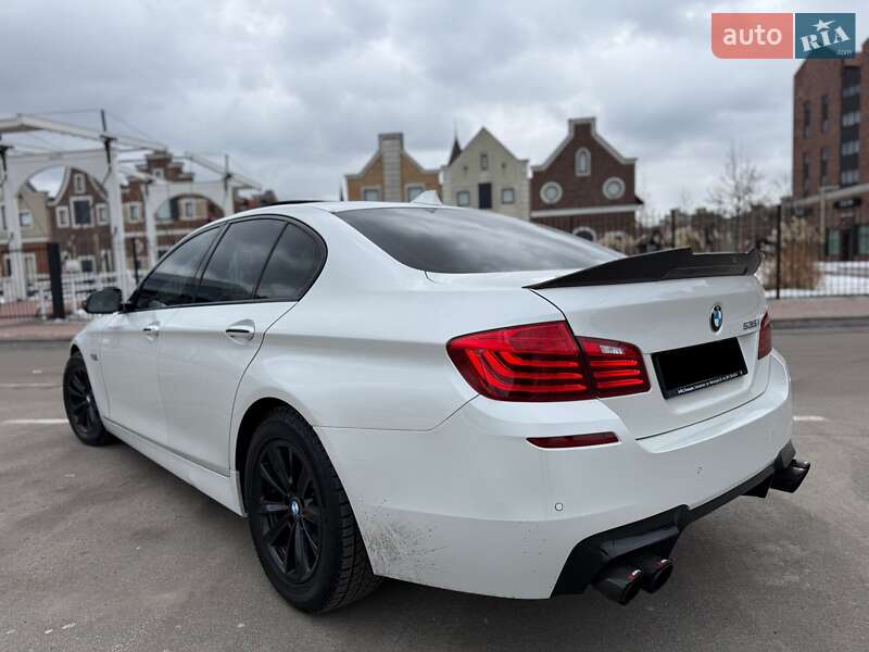 Седан BMW 5 Series 2015 в Киеве