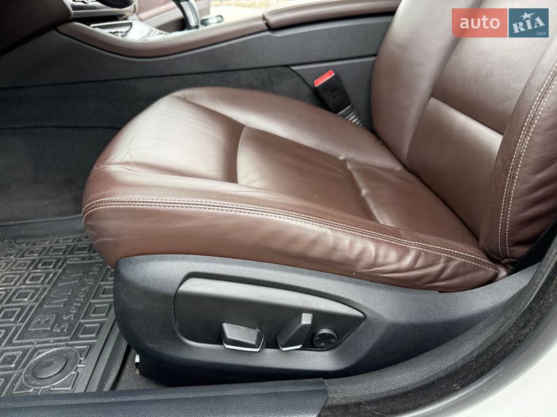 Седан BMW 5 Series 2015 в Киеве