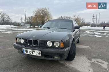 Седан BMW 5 Series 1988 в Ладыжине