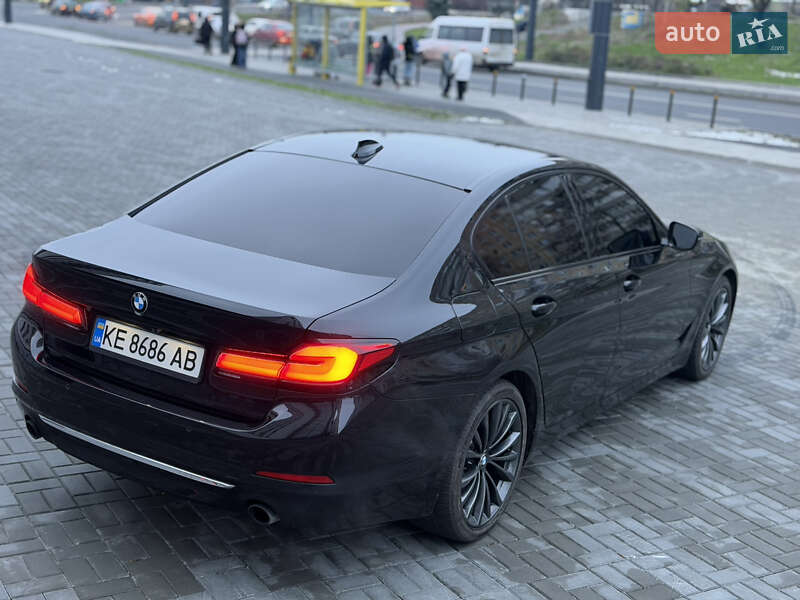 Седан BMW 5 Series 2017 в Днепре