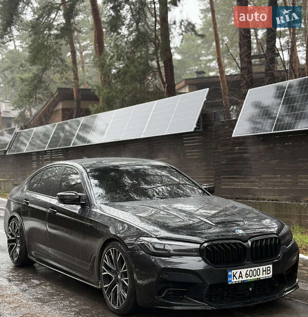 Седан BMW 5 Series 2019 в Киеве