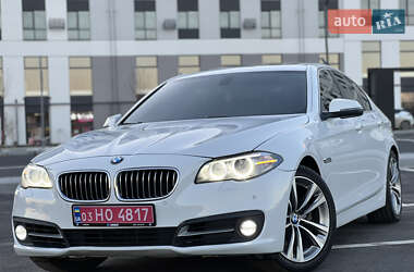 Седан BMW 5 Series 2015 в Звягелі