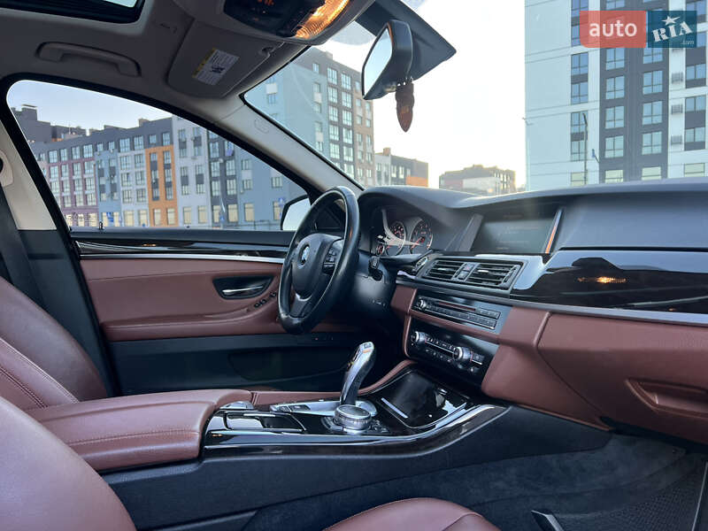 Седан BMW 5 Series 2015 в Ровно фото 47 Седан BMW 5 Series 2015 в Ровно