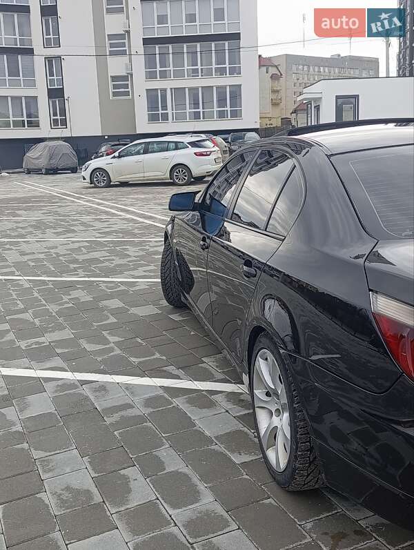 Седан BMW 5 Series 2005 в Трускавце
