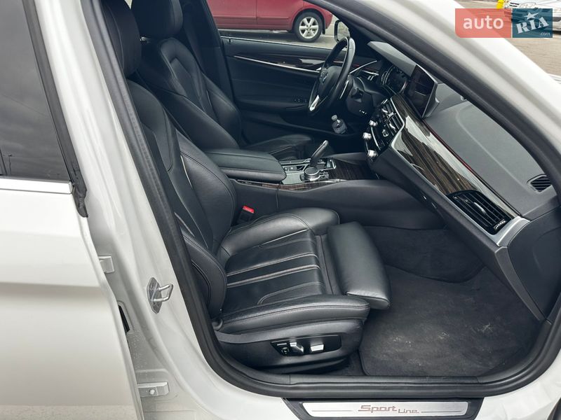 Седан BMW 5 Series 2019 в Киеве