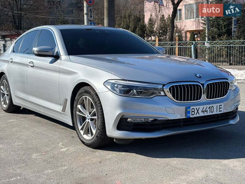 Седан BMW 5 Series 2017 в Хмельницком