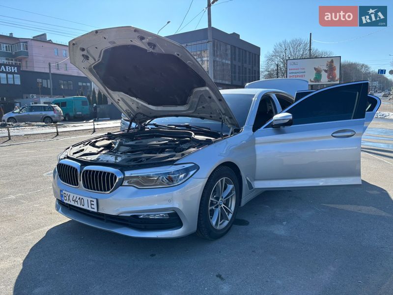 Седан BMW 5 Series 2017 в Хмельницком