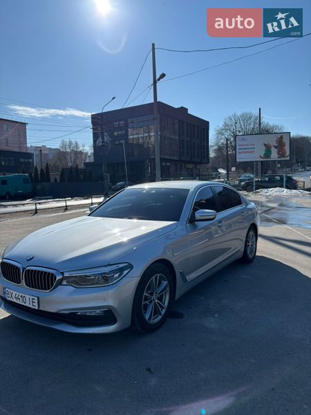 Седан BMW 5 Series 2017 в Хмельницком