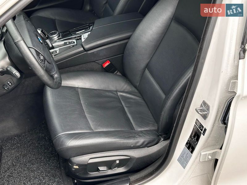 Седан BMW 5 Series 2014 в Виннице