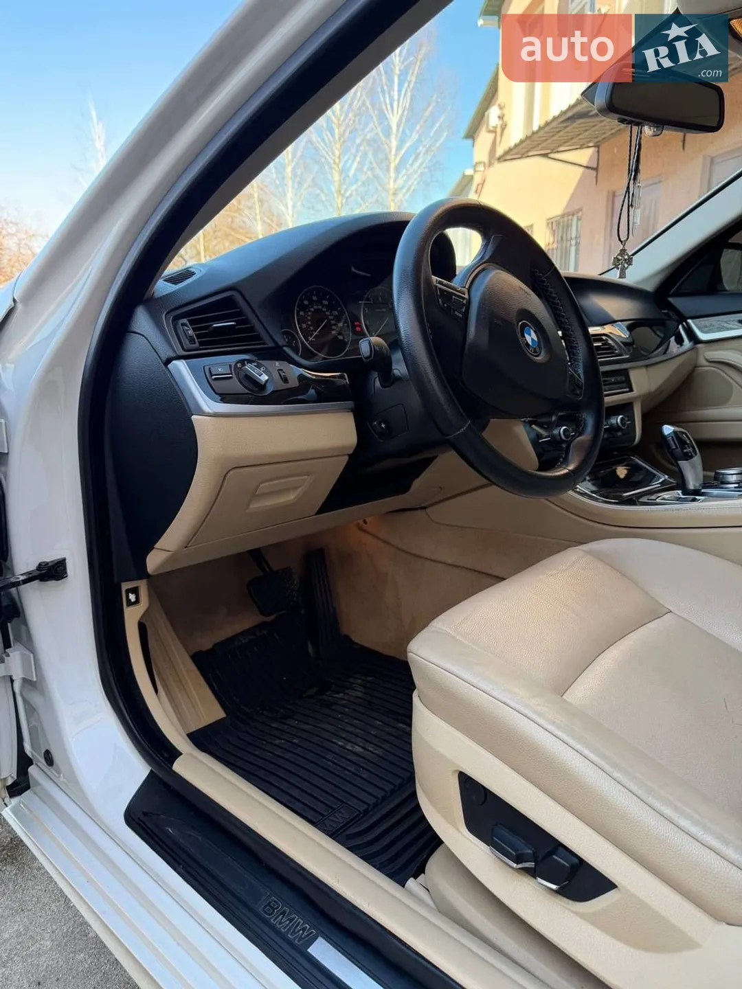 2012 BMW 5er - мініатюра 10