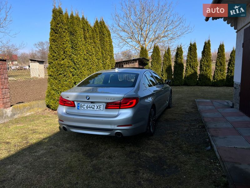 Седан BMW 5 Series 2017 в Львове