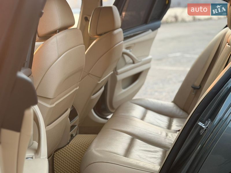 Седан BMW 5 Series 2011 в Киеве