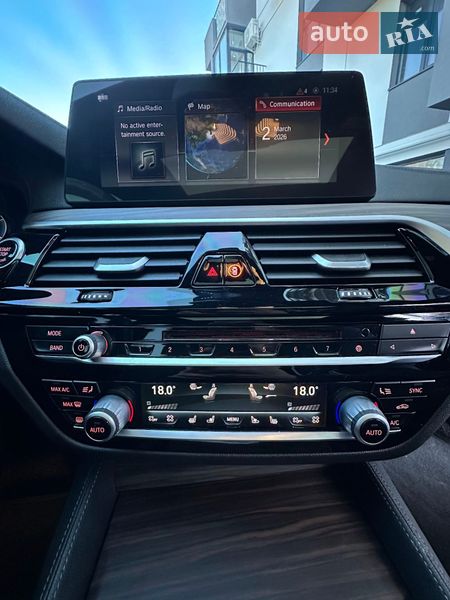 Седан BMW 5 Series 2018 в Львове